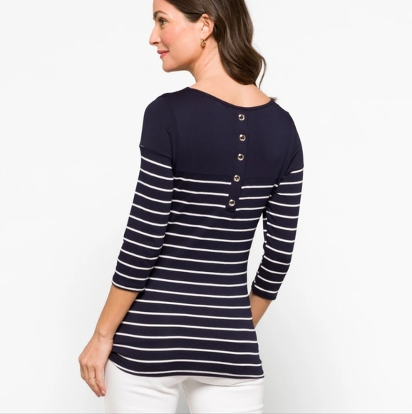 LAILA JAYDE Taranto Maternity Button Back Knit Top - Picture 3 of 6